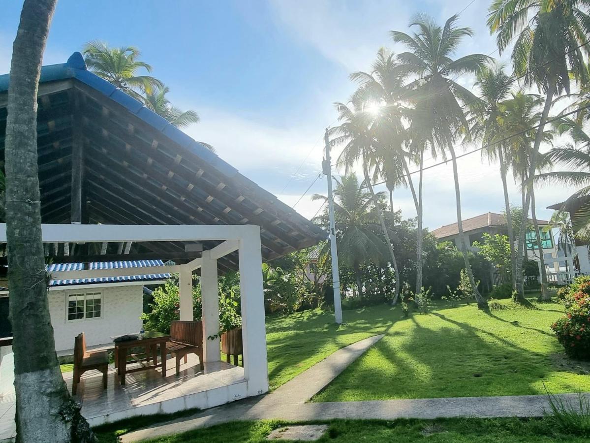 Paradise Island Beach Hotel Isla Grande Dış mekan fotoğraf